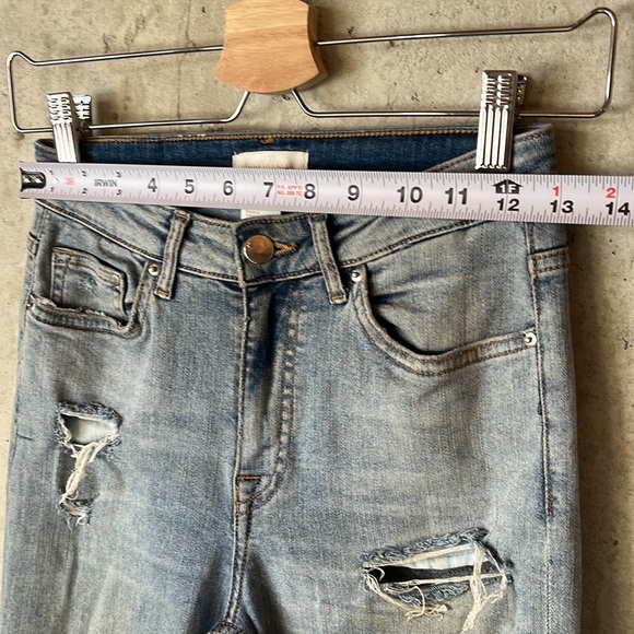 H&M ripped jeans - Picture 5 of 8